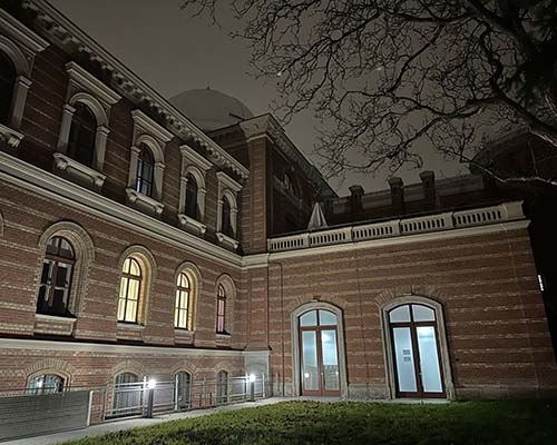 Exterior (location 2)