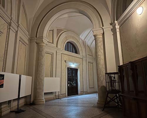 Interior (location 2)